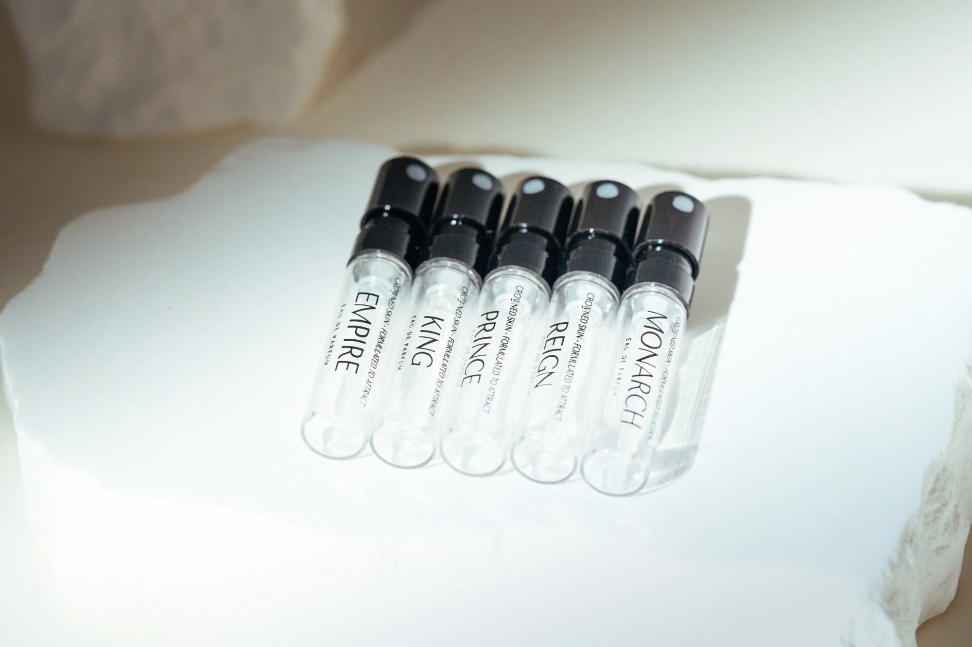 The Crowned Skin Cologne Discovery Set - Image 4